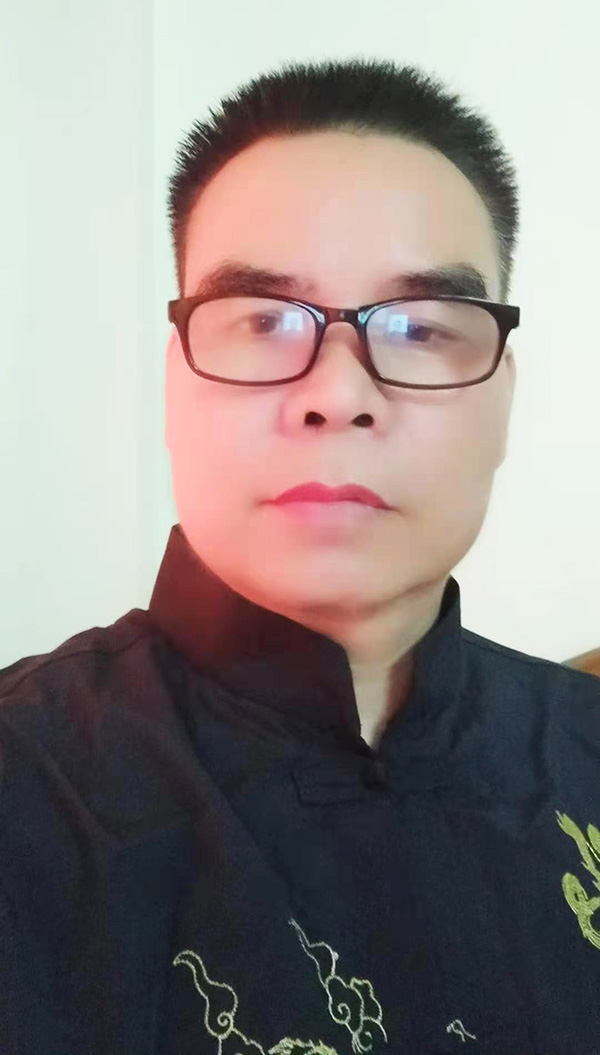 画家书法家李松个人艺术简介,李松画家简介,李松作品价格,李松个人简介,李松艺术作品,书法家李松简介,画家李松简介