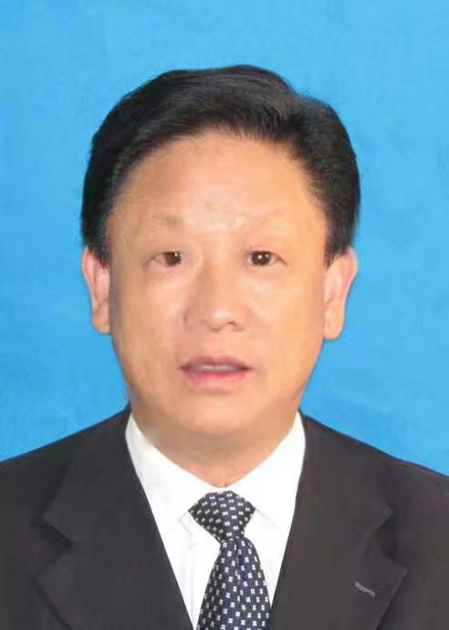 画家书法家明平文个人艺术简介,明平文画家简介,明平文作品价格,明平文个人简介,明平文艺术作品,书法家明平文简介,画家明平文简介