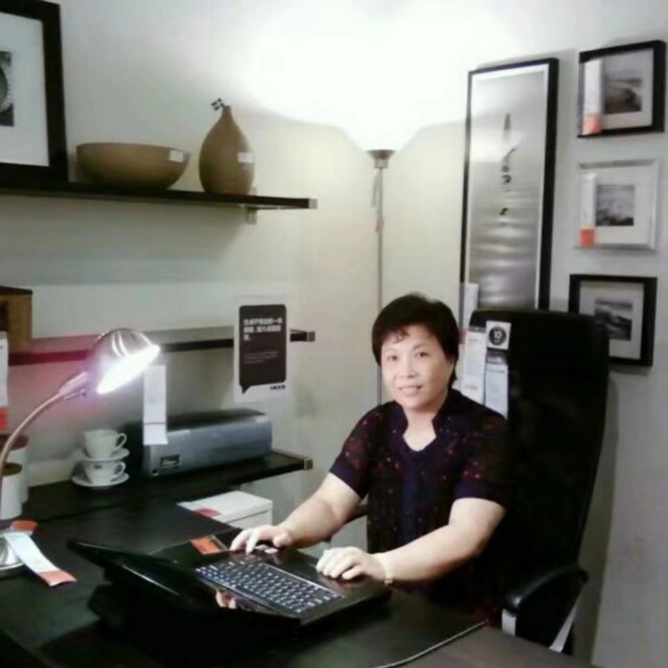 画家书法家李丽个人艺术简介,李丽画家简介,李丽作品价格,李丽个人简介,李丽艺术作品,书法家李丽简介,画家李丽简介