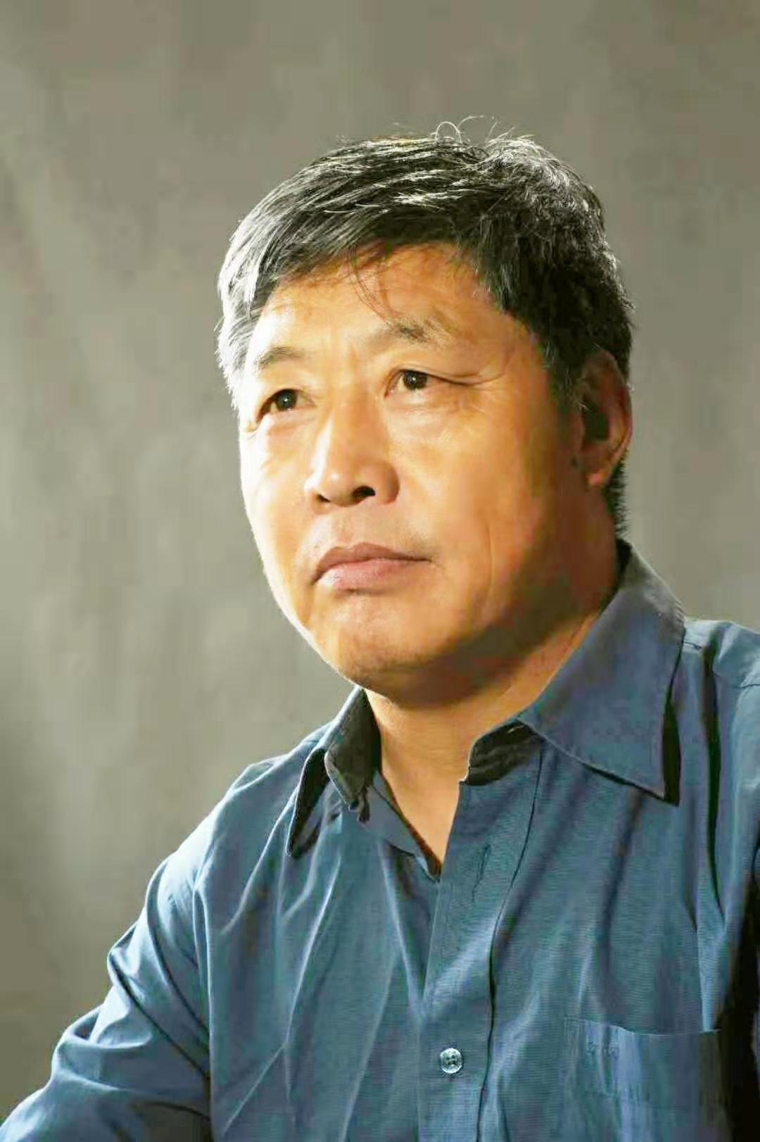 画家书法家杨树鹏个人艺术简介,杨树鹏画家简介,杨树鹏作品价格,杨树鹏个人简介,杨树鹏艺术作品,书法家杨树鹏简介,画家杨树鹏简介