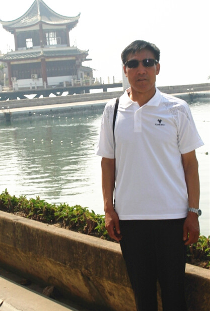 画家书法家张金华个人艺术简介,张金华画家简介,张金华作品价格,张金华个人简介,张金华艺术作品,书法家张金华简介,画家张金华简介