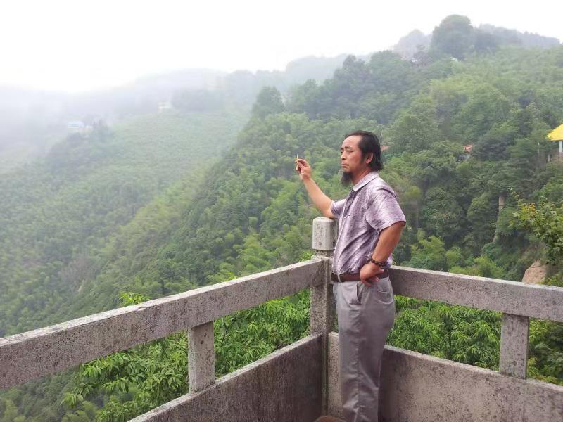 画家书法家文士宾个人艺术简介,文士宾画家简介,文士宾作品价格,文士宾个人简介,文士宾艺术作品,书法家文士宾简介,画家文士宾简介