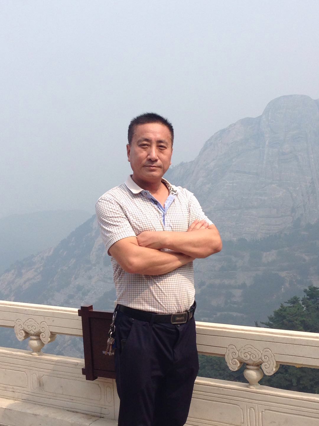 画家书法家郭建新个人艺术简介,郭建新画家简介,郭建新作品价格,郭建新个人简介,郭建新艺术作品,书法家郭建新简介,画家郭建新简介
