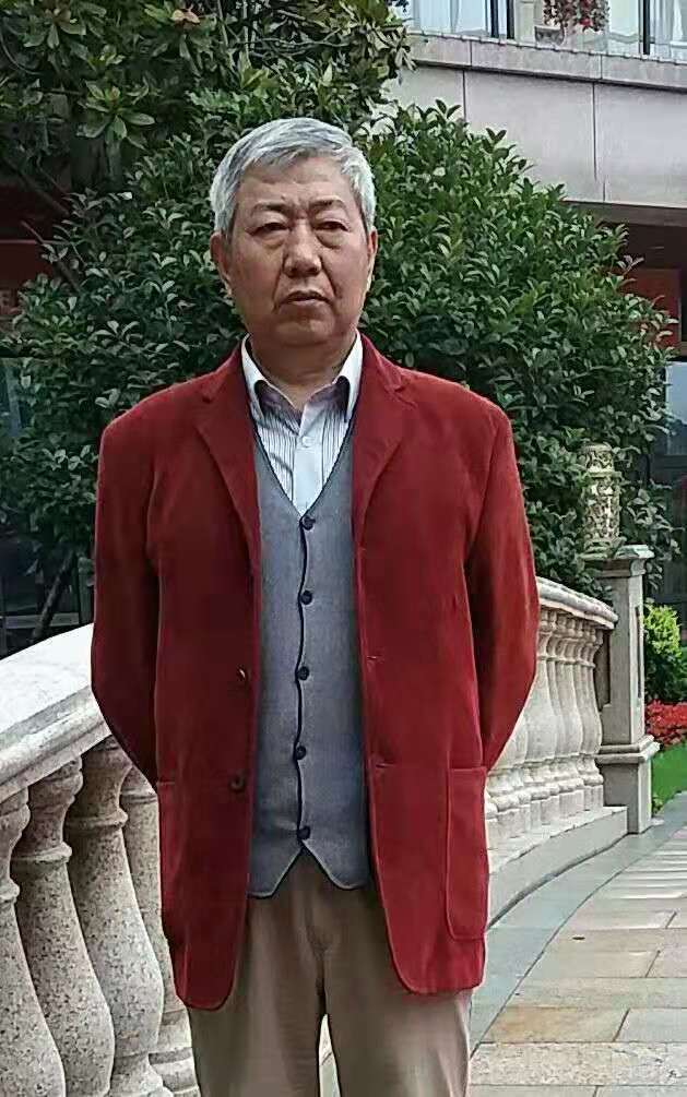 画家书法家苏成珊个人艺术简介,苏成珊画家简介,苏成珊作品价格,苏成珊个人简介,苏成珊艺术作品,书法家苏成珊简介,画家苏成珊简介