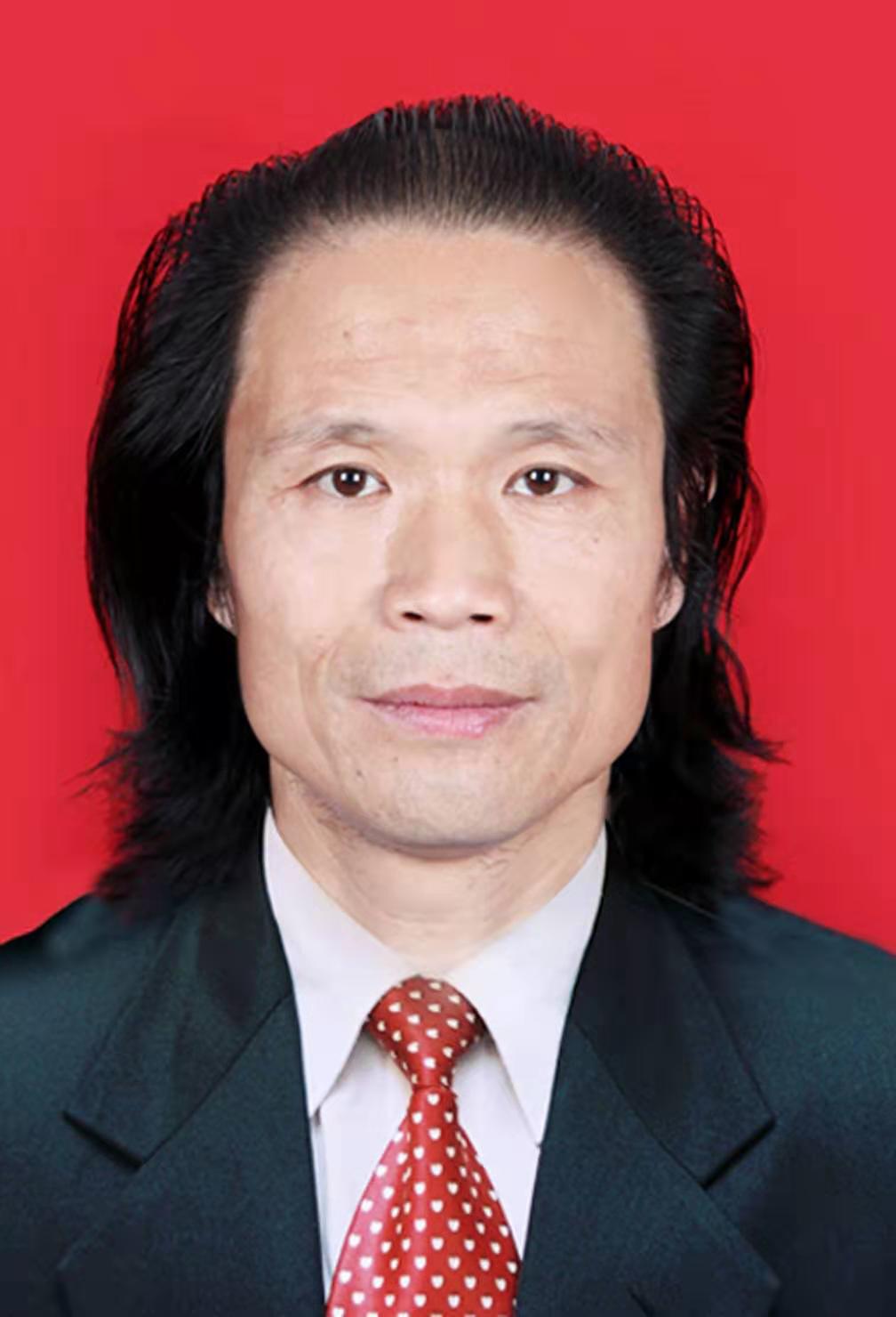 画家书法家陈金辉个人艺术简介,陈金辉画家简介,陈金辉作品价格,陈金辉个人简介,陈金辉艺术作品,书法家陈金辉简介,画家陈金辉简介