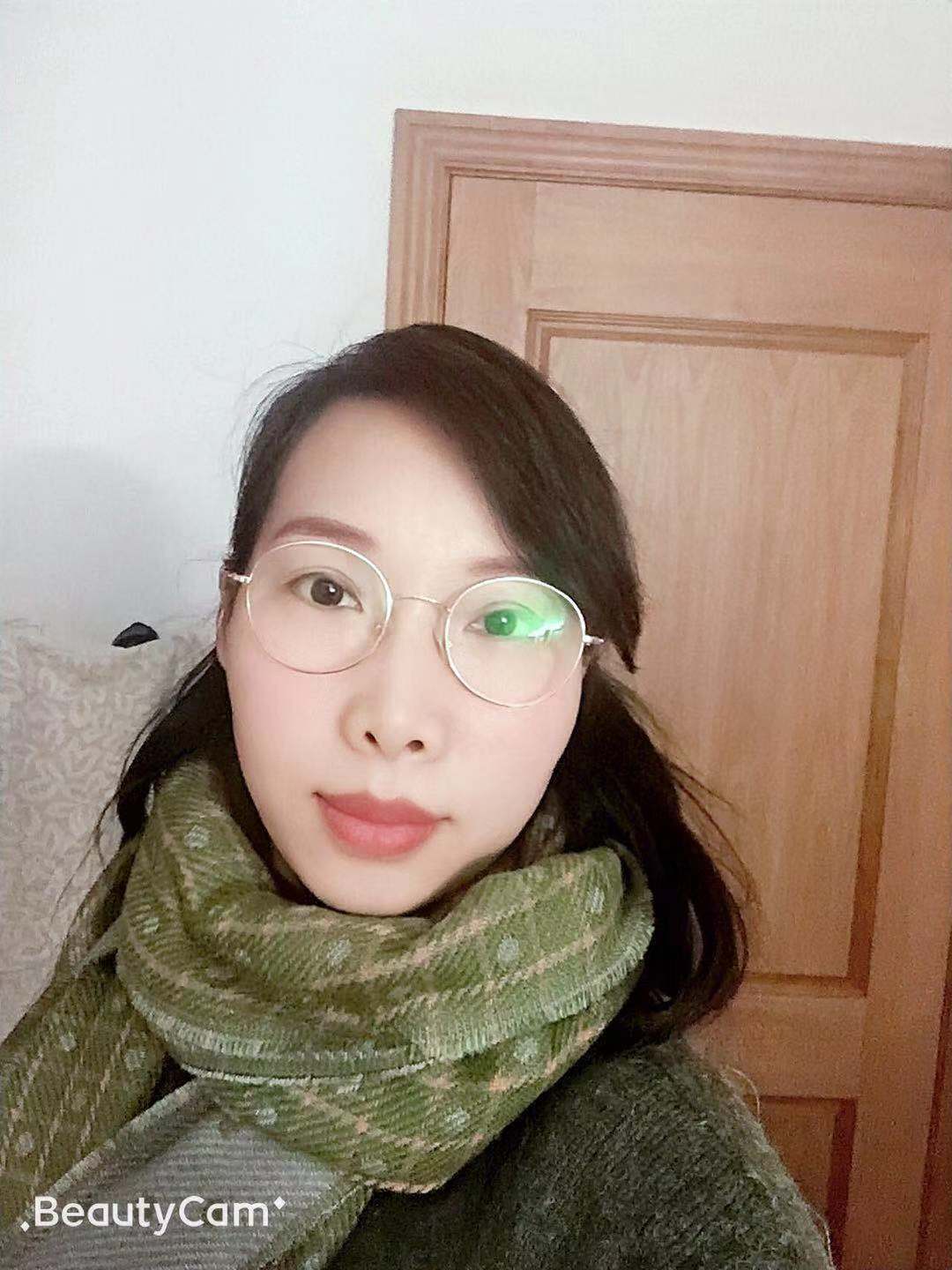 画家书法家张华丽个人艺术简介,张华丽画家简介,张华丽作品价格,张华丽个人简介,张华丽艺术作品,书法家张华丽简介,画家张华丽简介