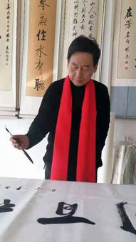 画家书法家屈真立个人艺术简介,屈真立画家简介,屈真立作品价格,屈真立个人简介,屈真立艺术作品,书法家屈真立简介,画家屈真立简介