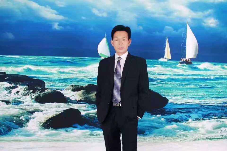 画家书法家刘剑个人艺术简介,刘剑画家简介,刘剑作品价格,刘剑个人简介,刘剑艺术作品,书法家刘剑简介,画家刘剑简介