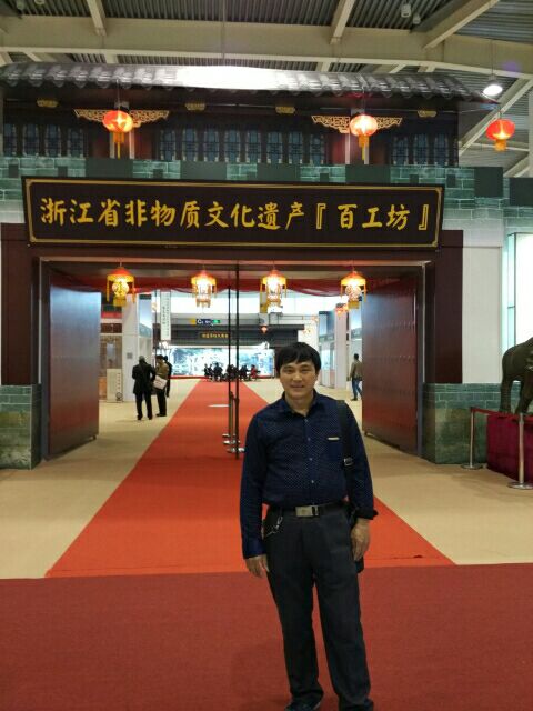 画家书法家毛元兴个人艺术简介,毛元兴画家简介,毛元兴作品价格,毛元兴个人简介,毛元兴艺术作品,书法家毛元兴简介,画家毛元兴简介