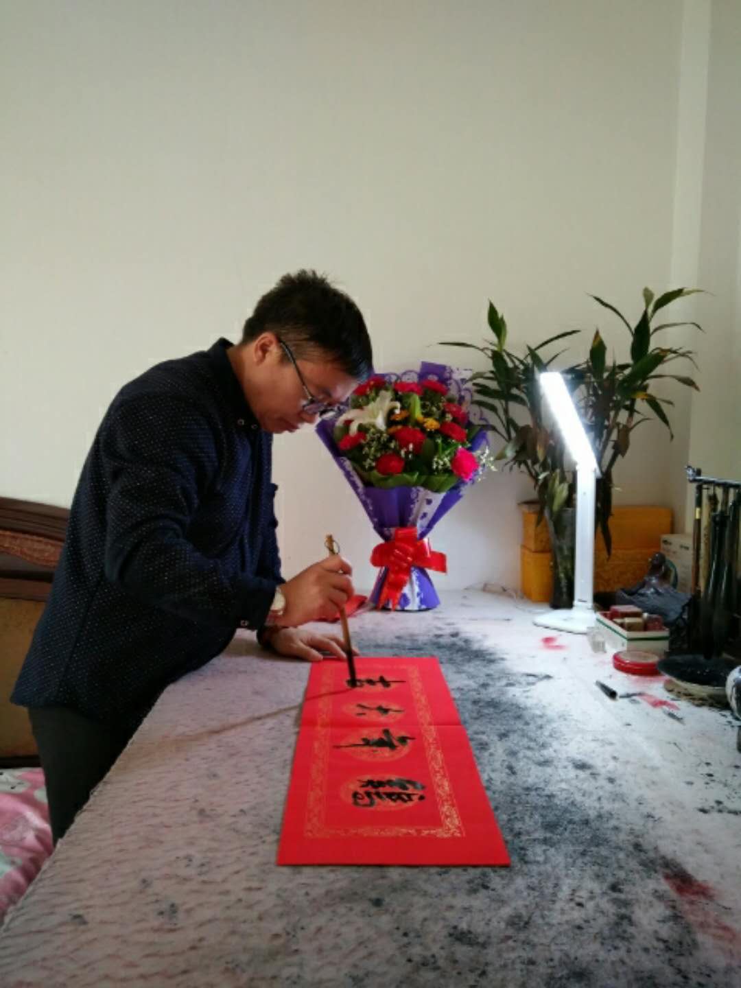 画家书法家梁良个人艺术简介,梁良画家简介,梁良作品价格,梁良个人简介,梁良艺术作品,书法家梁良简介,画家梁良简介