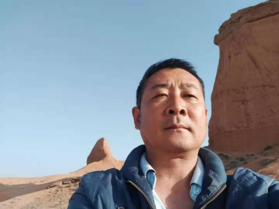 画家书法家李军个人艺术简介,李军画家简介,李军作品价格,李军个人简介,李军艺术作品,书法家李军简介,画家李军简介