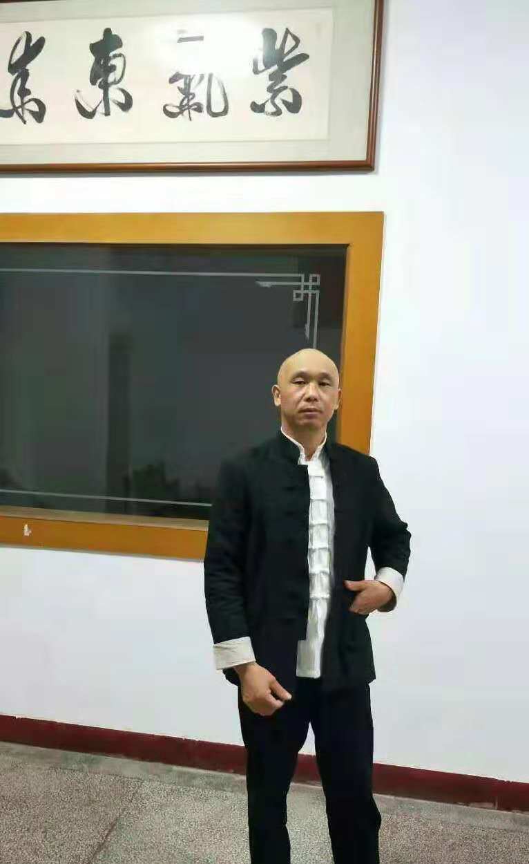 画家书法家叶名权个人艺术简介,叶名权画家简介,叶名权作品价格,叶名权个人简介,叶名权艺术作品,书法家叶名权简介,画家叶名权简介