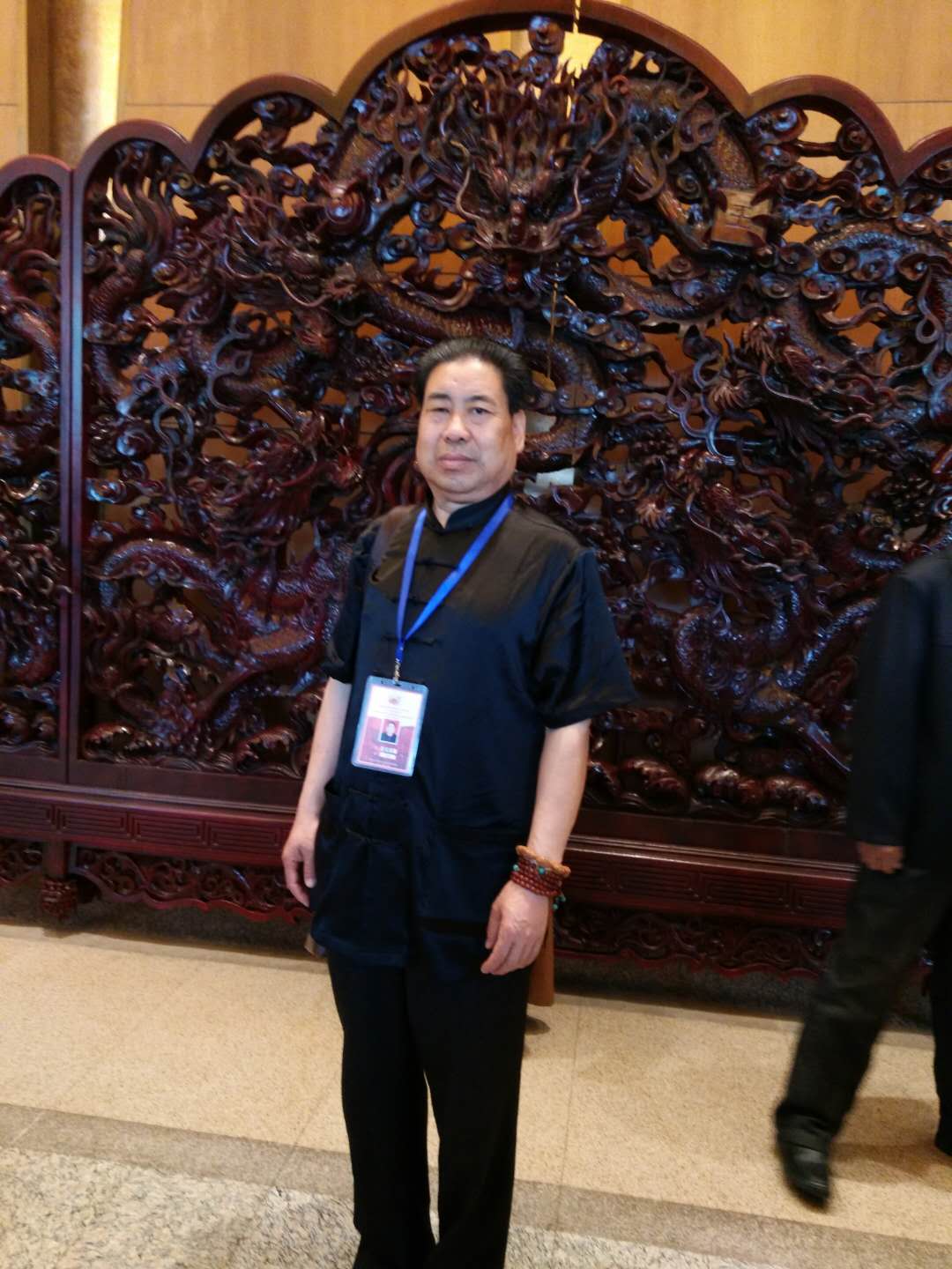 画家书法家雷惯性个人艺术简介,雷惯性画家简介,雷惯性作品价格,雷惯性个人简介,雷惯性艺术作品,书法家雷惯性简介,画家雷惯性简介