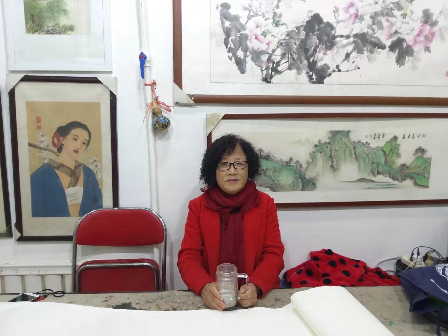 画家书法家李月英个人艺术简介,李月英画家简介,李月英作品价格,李月英个人简介,李月英艺术作品,书法家李月英简介,画家李月英简介