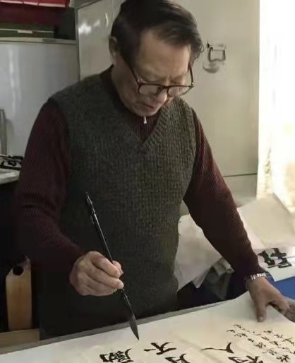 画家书法家周华金个人艺术简介,周华金画家简介,周华金作品价格,周华金个人简介,周华金艺术作品,书法家周华金简介,画家周华金简介