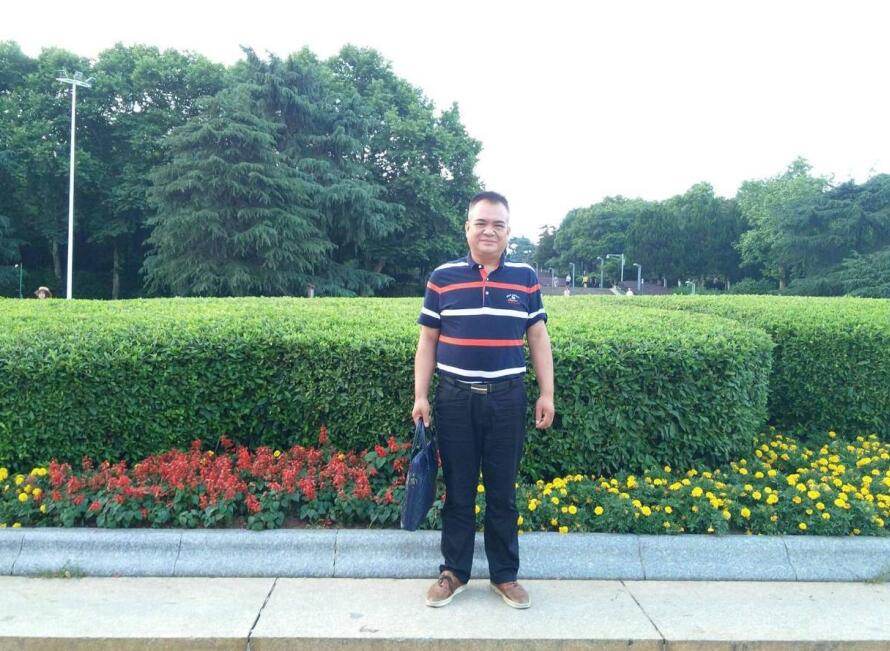 画家书法家吴卫强个人艺术简介,吴卫强画家简介,吴卫强作品价格,吴卫强个人简介,吴卫强艺术作品,书法家吴卫强简介,画家吴卫强简介