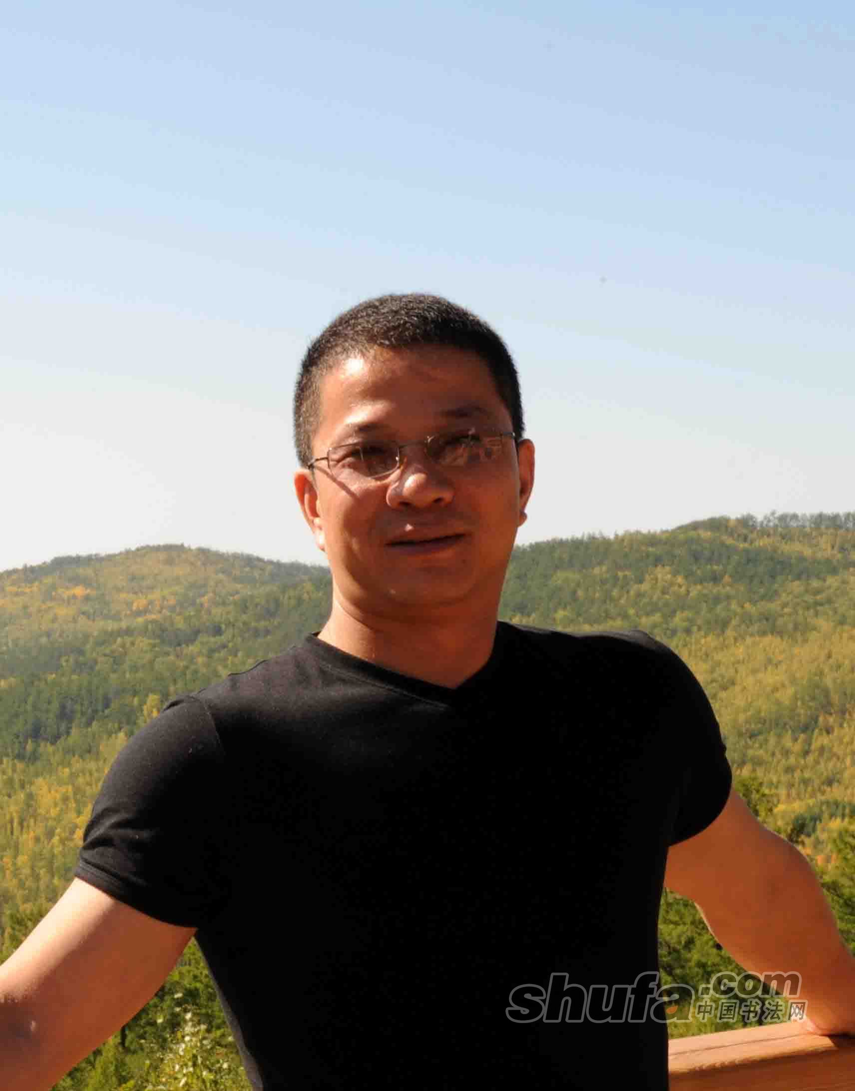 画家书法家沈显文个人艺术简介,沈显文画家简介,沈显文作品价格,沈显文个人简介,沈显文艺术作品,书法家沈显文简介,画家沈显文简介