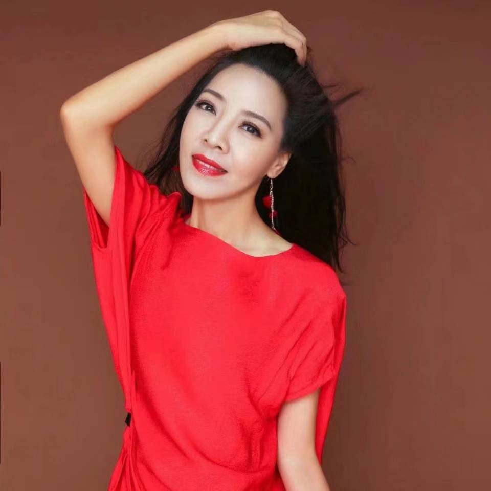 画家书法家曹玉红个人艺术简介,曹玉红画家简介,曹玉红作品价格,曹玉红个人简介,曹玉红艺术作品,书法家曹玉红简介,画家曹玉红简介