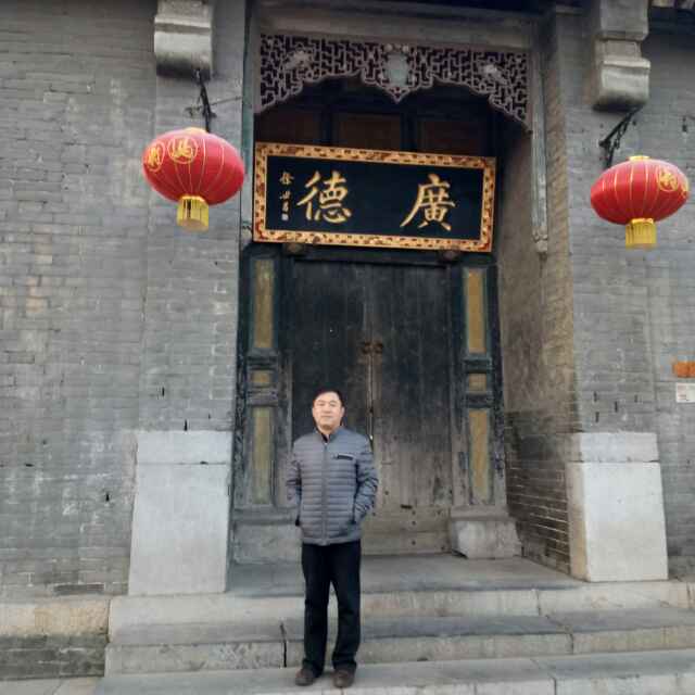 画家书法家韩德广个人艺术简介,韩德广画家简介,韩德广作品价格,韩德广个人简介,韩德广艺术作品,书法家韩德广简介,画家韩德广简介