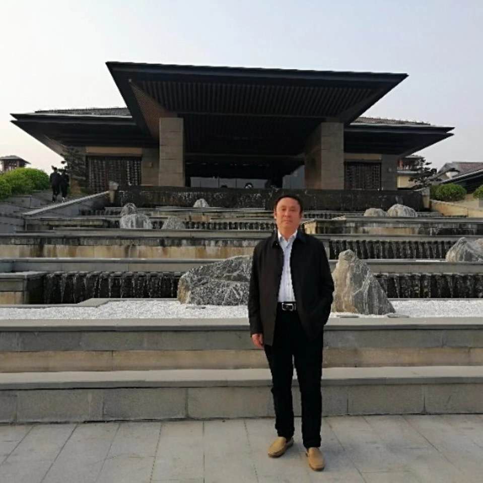 画家书法家李平平个人艺术简介,李平平画家简介,李平平作品价格,李平平个人简介,李平平艺术作品,书法家李平平简介,画家李平平简介