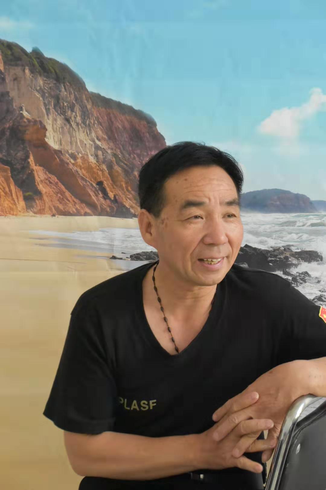 画家书法家李金科个人艺术简介,李金科画家简介,李金科作品价格,李金科个人简介,李金科艺术作品,书法家李金科简介,画家李金科简介