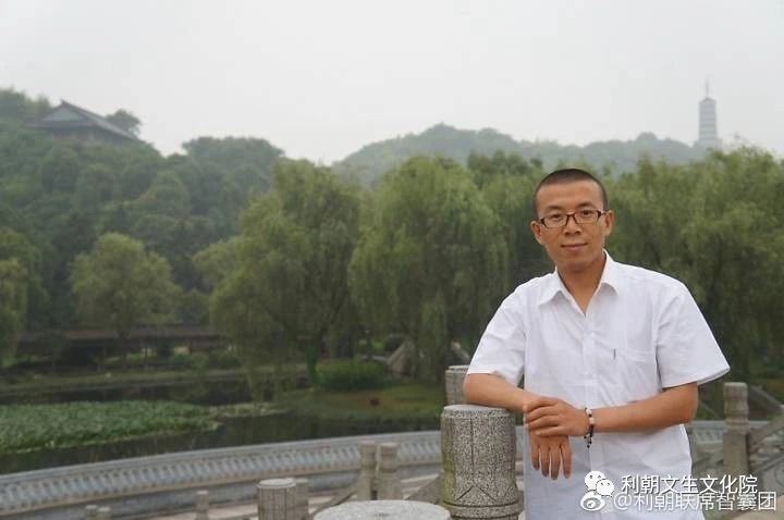 画家书法家薛利朝个人艺术简介,薛利朝画家简介,薛利朝作品价格,薛利朝个人简介,薛利朝艺术作品,书法家薛利朝简介,画家薛利朝简介