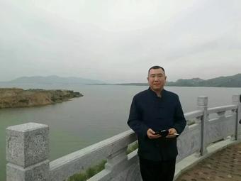 画家书法家郝文君个人艺术简介,郝文君画家简介,郝文君作品价格,郝文君个人简介,郝文君艺术作品,书法家郝文君简介,画家郝文君简介