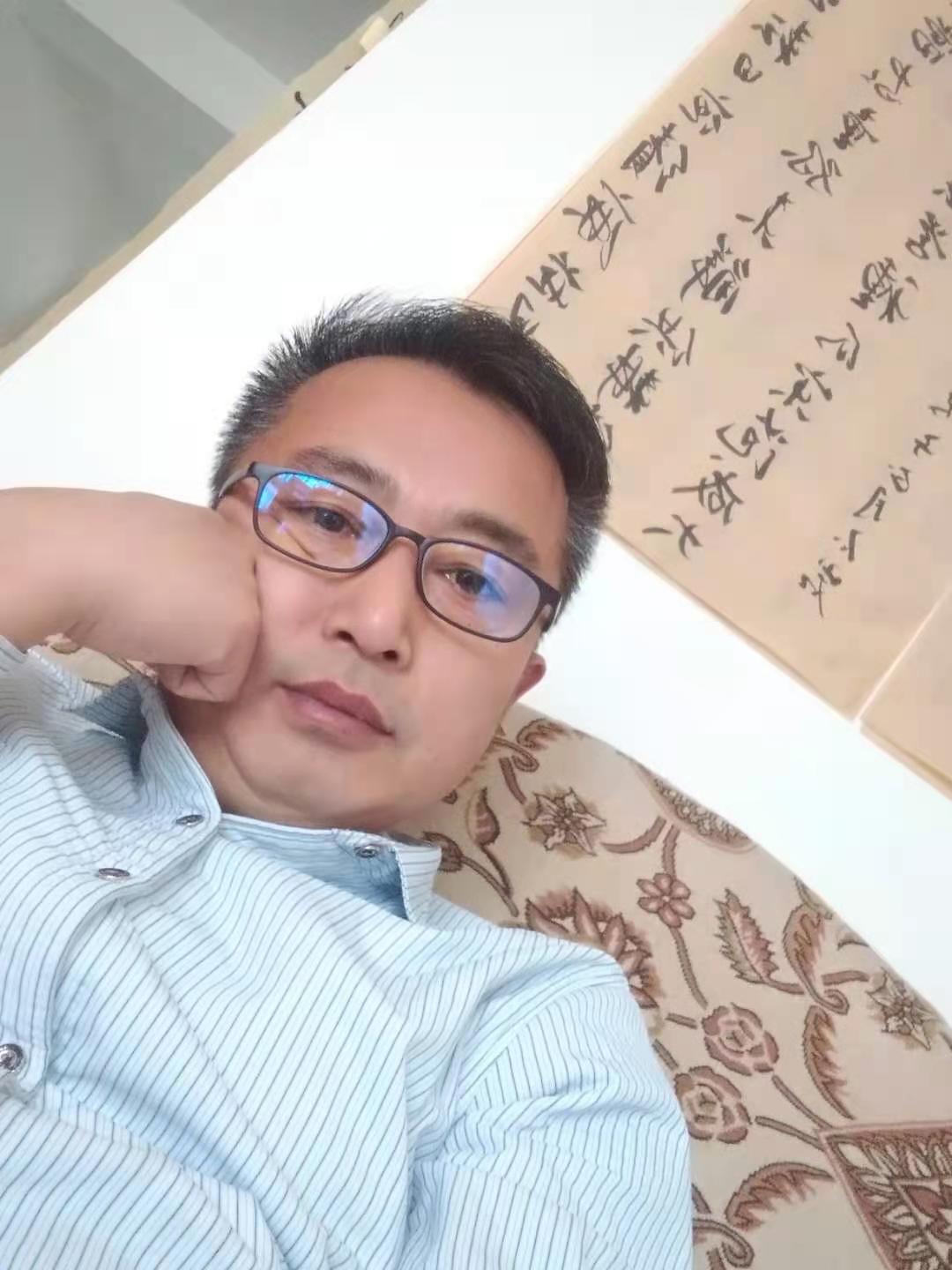 画家书法家张石岩个人艺术简介,张石岩画家简介,张石岩作品价格,张石岩个人简介,张石岩艺术作品,书法家张石岩简介,画家张石岩简介