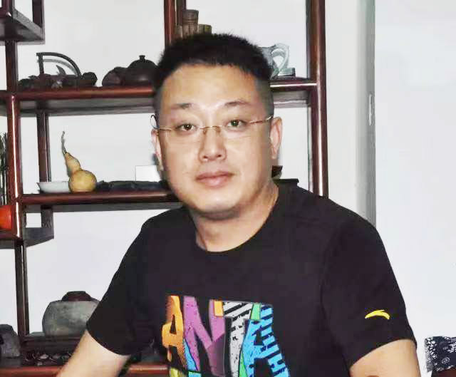 画家书法家章哲诚?个人艺术简介,章哲诚?画家简介,章哲诚?作品价格,章哲诚?个人简介,章哲诚?艺术作品,书法家章哲诚?简介,画家章哲诚?简介