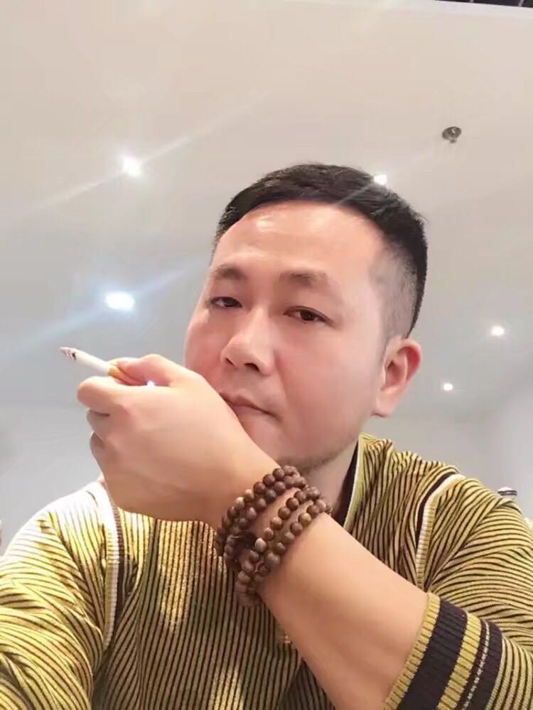画家书法家杨旭绵个人艺术简介,杨旭绵画家简介,杨旭绵作品价格,杨旭绵个人简介,杨旭绵艺术作品,书法家杨旭绵简介,画家杨旭绵简介