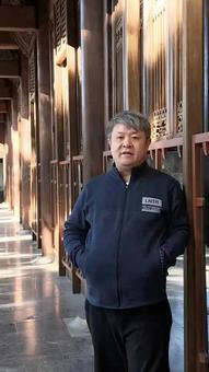画家书法家韩新华个人艺术简介,韩新华画家简介,韩新华作品价格,韩新华个人简介,韩新华艺术作品,书法家韩新华简介,画家韩新华简介