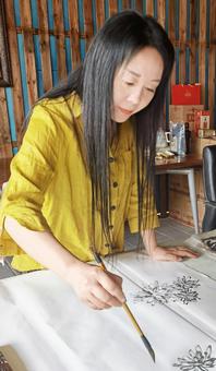画家书法家凌维维个人艺术简介,凌维维画家简介,凌维维作品价格,凌维维个人简介,凌维维艺术作品,书法家凌维维简介,画家凌维维简介