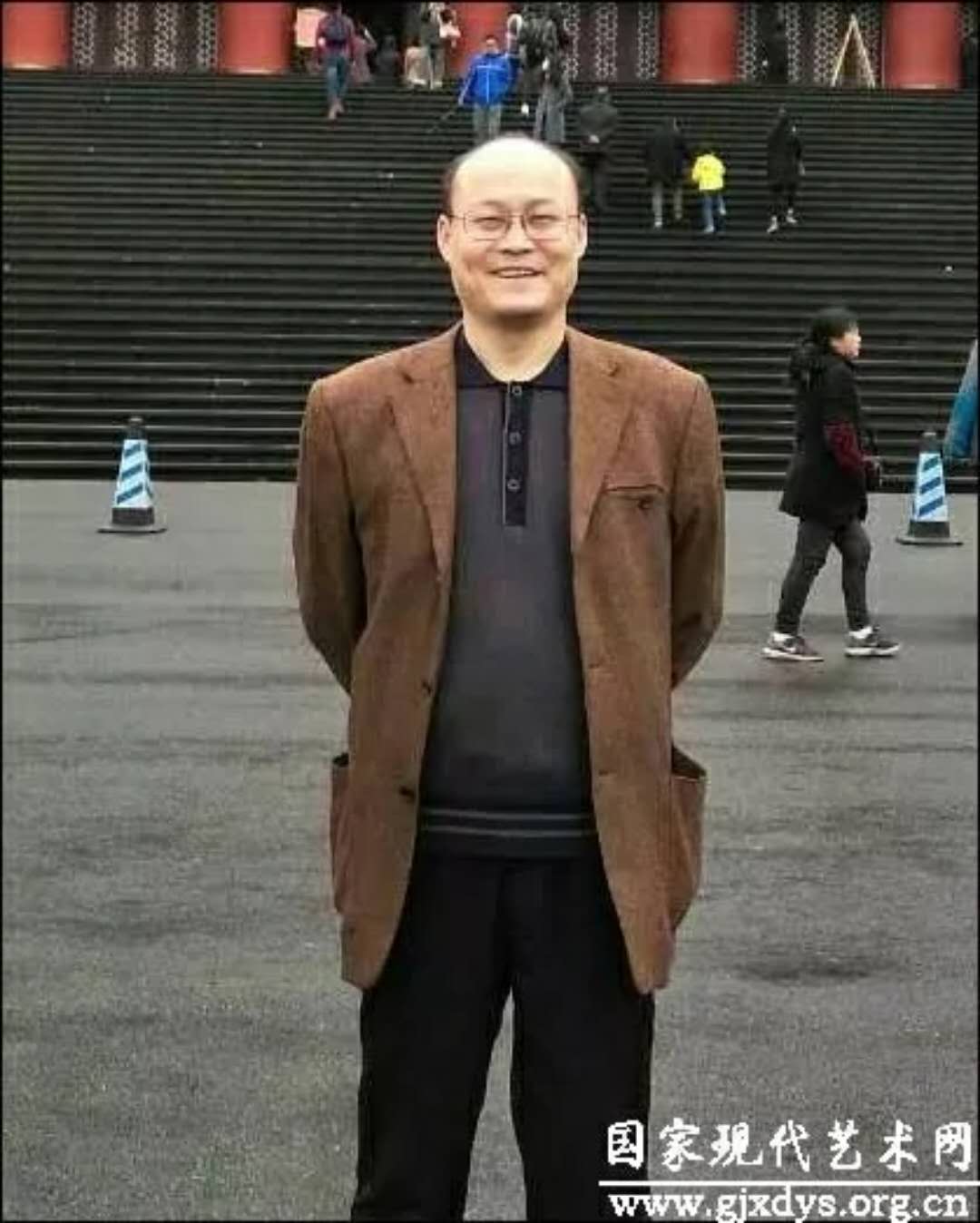 画家书法家王润平个人艺术简介,王润平画家简介,王润平作品价格,王润平个人简介,王润平艺术作品,书法家王润平简介,画家王润平简介