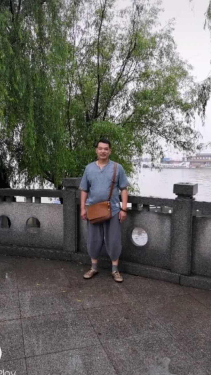 画家书法家鹤道人个人艺术简介,鹤道人画家简介,鹤道人作品价格,鹤道人个人简介,鹤道人艺术作品,书法家鹤道人简介,画家鹤道人简介
