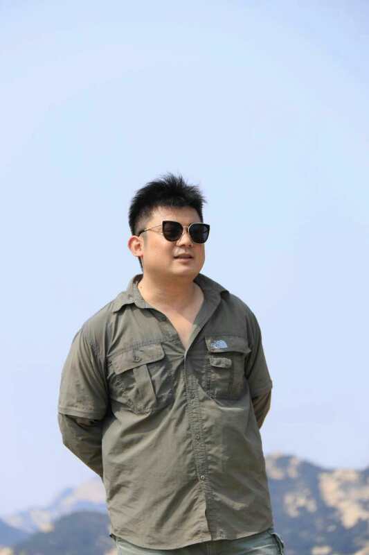画家书法家于绍伟个人艺术简介,于绍伟画家简介,于绍伟作品价格,于绍伟个人简介,于绍伟艺术作品,书法家于绍伟简介,画家于绍伟简介