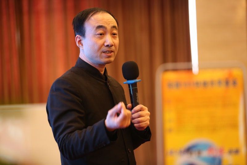 画家书法家刘凤鸣个人艺术简介,刘凤鸣画家简介,刘凤鸣作品价格,刘凤鸣个人简介,刘凤鸣艺术作品,书法家刘凤鸣简介,画家刘凤鸣简介