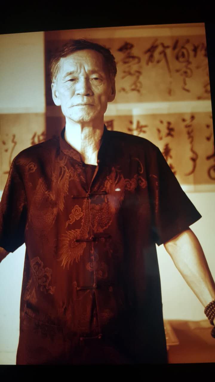 画家书法家白狼个人艺术简介,白狼画家简介,白狼作品价格,白狼个人简介,白狼艺术作品,书法家白狼简介,画家白狼简介