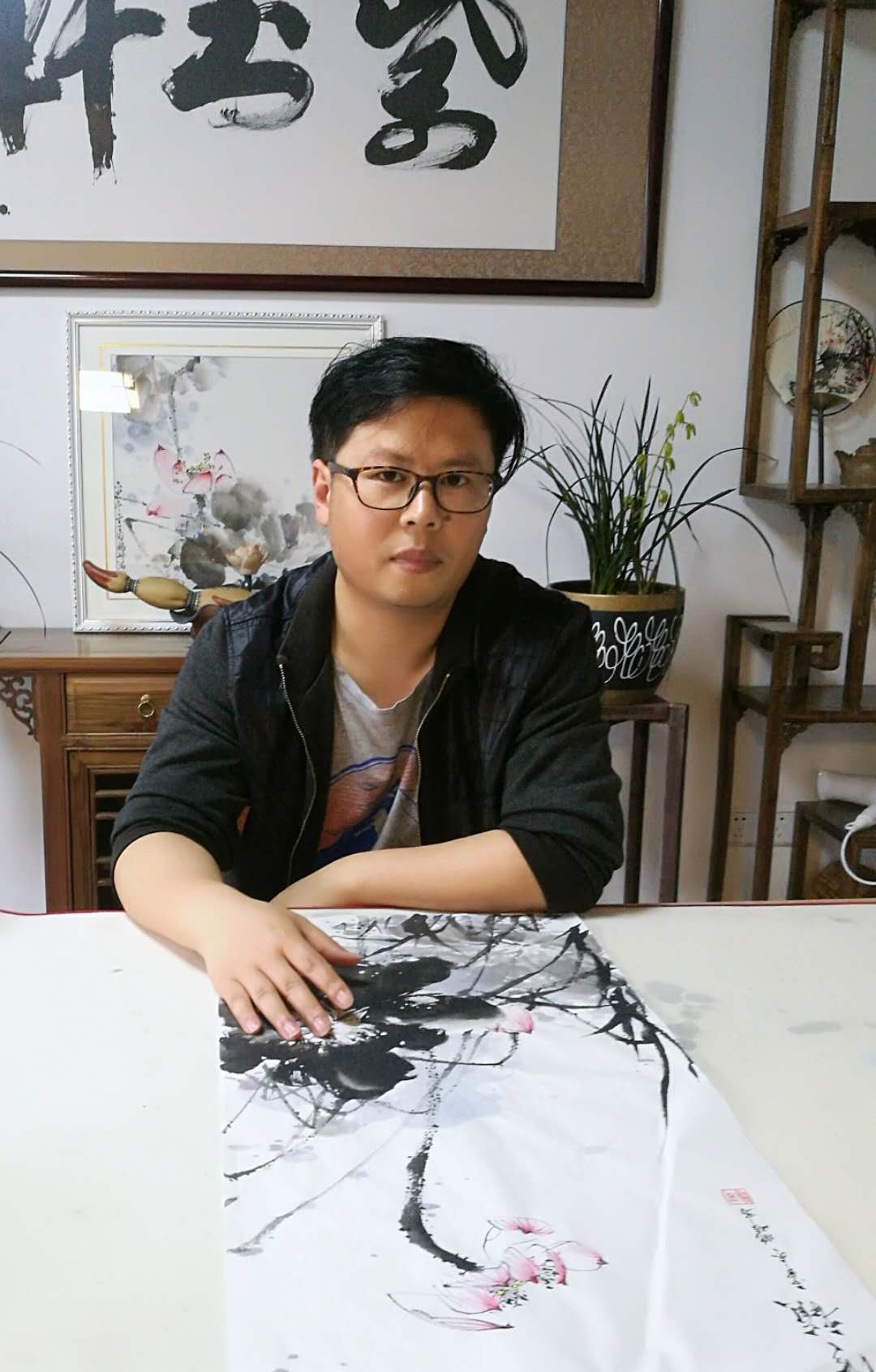 画家书法家史鹤峰个人艺术简介,史鹤峰画家简介,史鹤峰作品价格,史鹤峰个人简介,史鹤峰艺术作品,书法家史鹤峰简介,画家史鹤峰简介