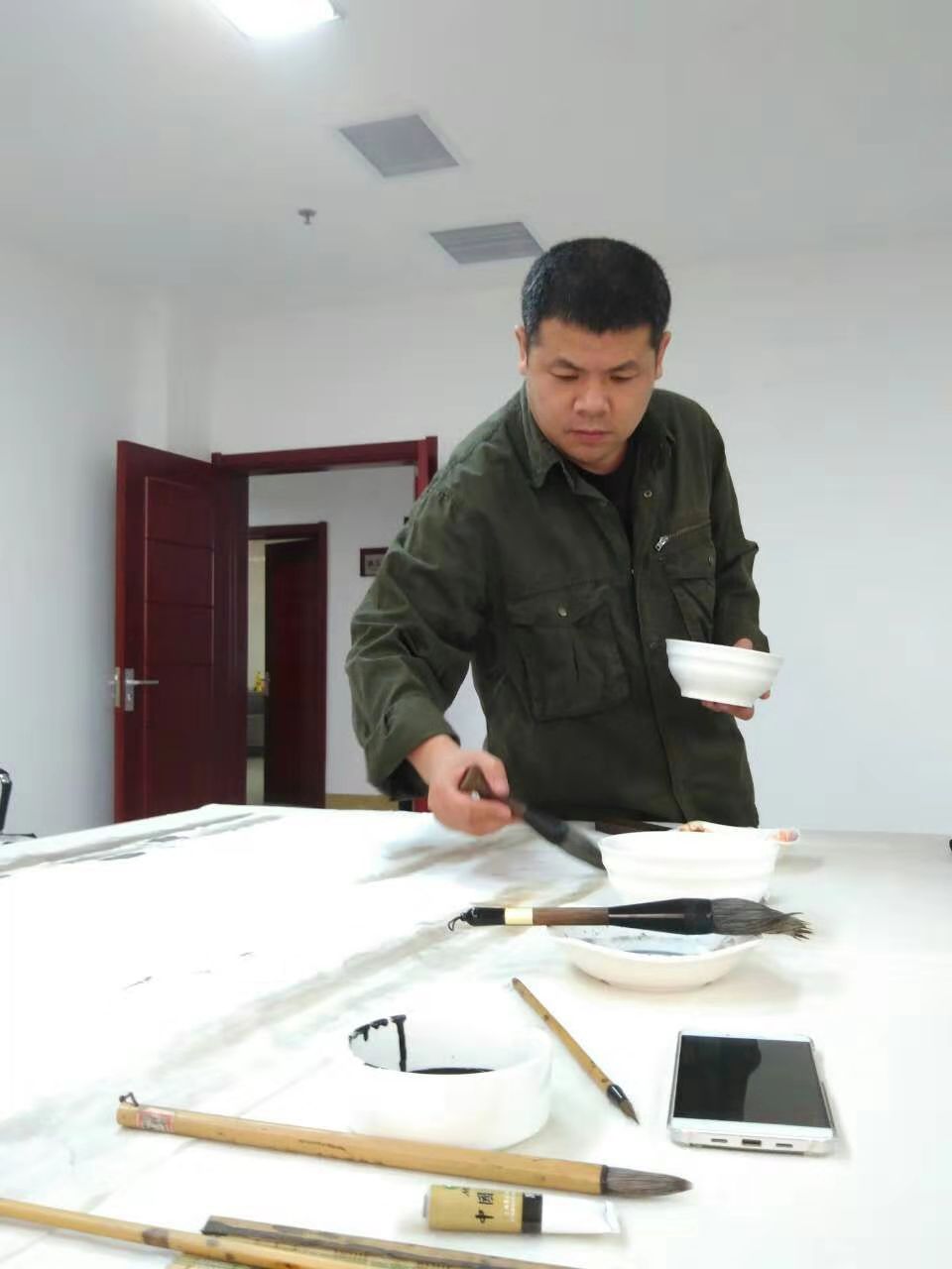 画家书法家刘学峰个人艺术简介,刘学峰画家简介,刘学峰作品价格,刘学峰个人简介,刘学峰艺术作品,书法家刘学峰简介,画家刘学峰简介