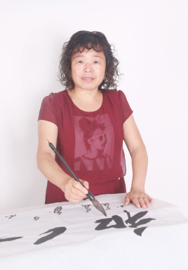 画家书法家吴倩个人艺术简介,吴倩画家简介,吴倩作品价格,吴倩个人简介,吴倩艺术作品,书法家吴倩简介,画家吴倩简介