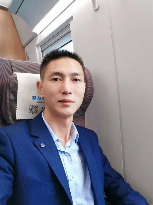 画家书法家杨剑个人艺术简介,杨剑画家简介,杨剑作品价格,杨剑个人简介,杨剑艺术作品,书法家杨剑简介,画家杨剑简介