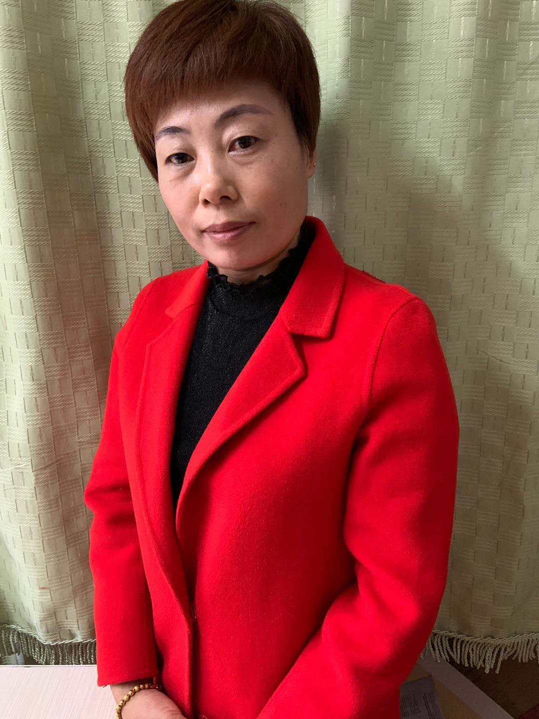 画家书法家沈春凤个人艺术简介,沈春凤画家简介,沈春凤作品价格,沈春凤个人简介,沈春凤艺术作品,书法家沈春凤简介,画家沈春凤简介