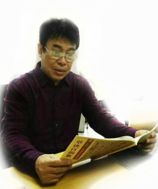 画家书法家张龙个人艺术简介,张龙画家简介,张龙作品价格,张龙个人简介,张龙艺术作品,书法家张龙简介,画家张龙简介