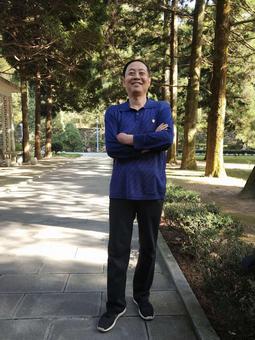 画家书法家周以林个人艺术简介,周以林画家简介,周以林作品价格,周以林个人简介,周以林艺术作品,书法家周以林简介,画家周以林简介