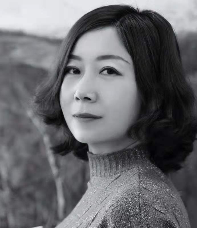 画家书法家王梅个人艺术简介,王梅画家简介,王梅作品价格,王梅个人简介,王梅艺术作品,书法家王梅简介,画家王梅简介