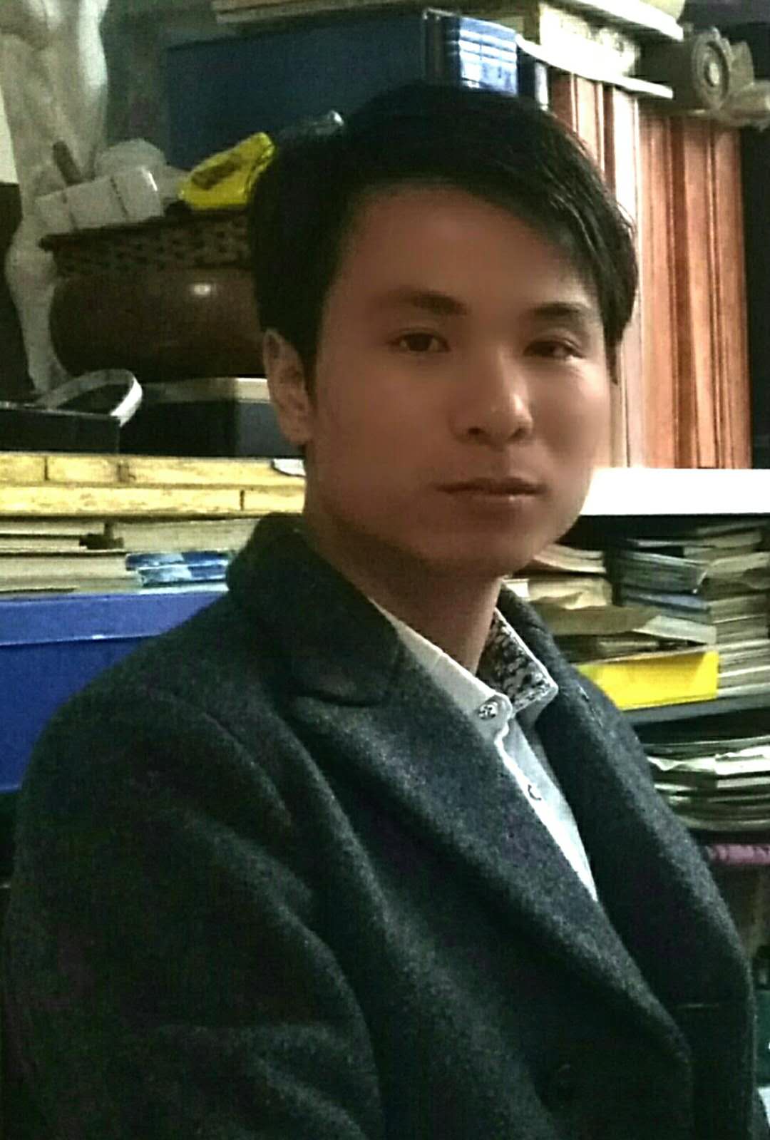 画家书法家梁静源个人艺术简介,梁静源画家简介,梁静源作品价格,梁静源个人简介,梁静源艺术作品,书法家梁静源简介,画家梁静源简介