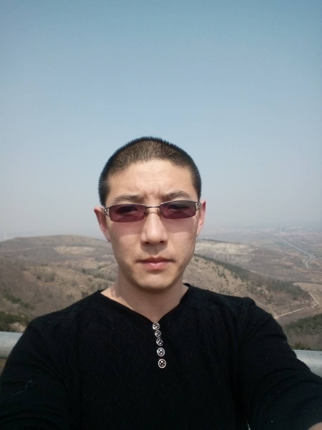 画家书法家邱兴达个人艺术简介,邱兴达画家简介,邱兴达作品价格,邱兴达个人简介,邱兴达艺术作品,书法家邱兴达简介,画家邱兴达简介