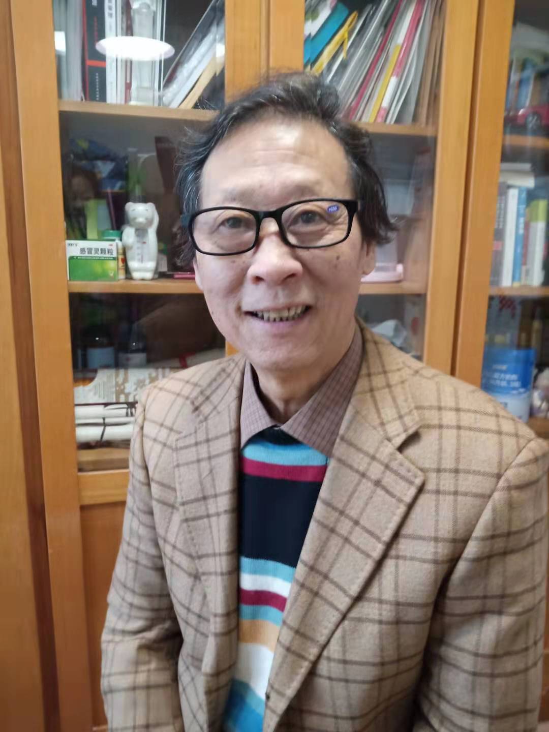 画家书法家李和平个人艺术简介,李和平画家简介,李和平作品价格,李和平个人简介,李和平艺术作品,书法家李和平简介,画家李和平简介