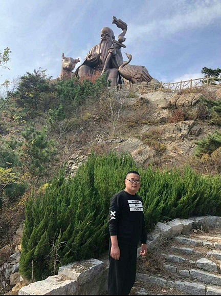 画家书法家石来个人艺术简介,石来画家简介,石来作品价格,石来个人简介,石来艺术作品,书法家石来简介,画家石来简介