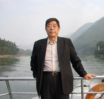 画家书法家刘永新个人艺术简介,刘永新画家简介,刘永新作品价格,刘永新个人简介,刘永新艺术作品,书法家刘永新简介,画家刘永新简介